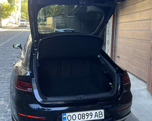 Черный Фольксваген Arteon, объемом двигателя 1.97 л и пробегом 225 тыс. км за 26500 $, фото 4 на Automoto.ua