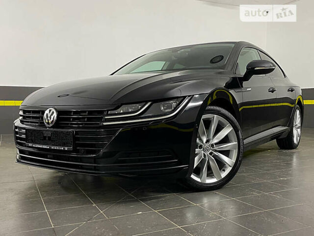 Черный Фольксваген Arteon, объемом двигателя 2 л и пробегом 148 тыс. км за 25999 $, фото 2 на Automoto.ua