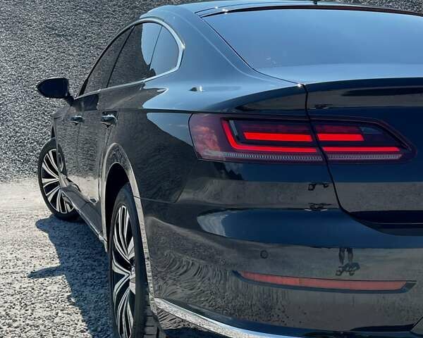 Черный Фольксваген Arteon, объемом двигателя 1.98 л и пробегом 241 тыс. км за 21800 $, фото 8 на Automoto.ua