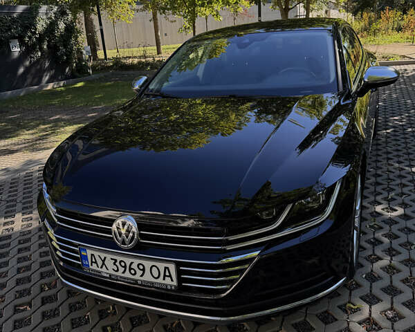 Черный Фольксваген Arteon, объемом двигателя 2 л и пробегом 176 тыс. км за 27000 $, фото 1 на Automoto.ua