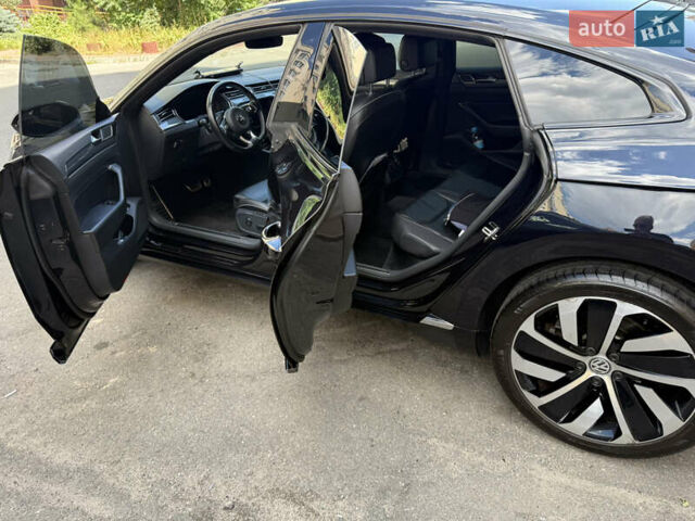 Черный Фольксваген Arteon, объемом двигателя 2 л и пробегом 169 тыс. км за 26500 $, фото 1 на Automoto.ua