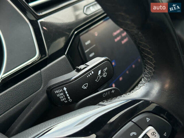 Черный Фольксваген Arteon, объемом двигателя 2 л и пробегом 226 тыс. км за 25990 $, фото 15 на Automoto.ua