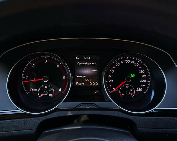Черный Фольксваген Arteon, объемом двигателя 2 л и пробегом 176 тыс. км за 27000 $, фото 19 на Automoto.ua