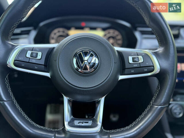 Черный Фольксваген Arteon, объемом двигателя 1.98 л и пробегом 204 тыс. км за 25999 $, фото 36 на Automoto.ua