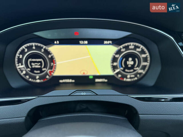 Черный Фольксваген Arteon, объемом двигателя 1.98 л и пробегом 204 тыс. км за 25999 $, фото 30 на Automoto.ua