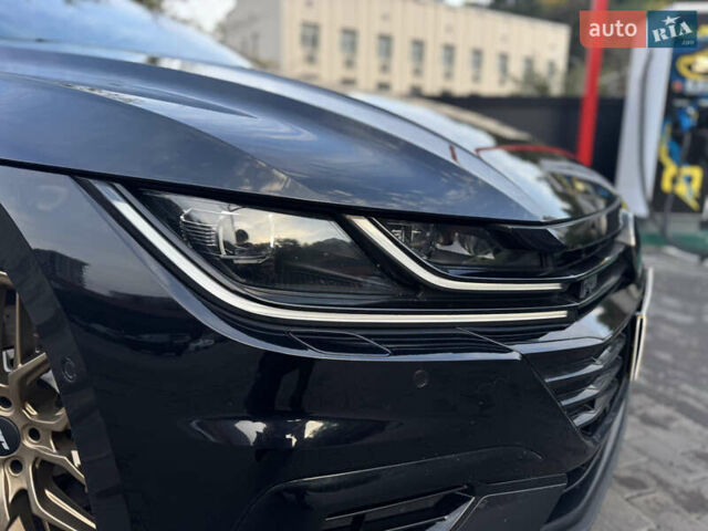 Черный Фольксваген Arteon, объемом двигателя 1.98 л и пробегом 88 тыс. км за 32500 $, фото 7 на Automoto.ua