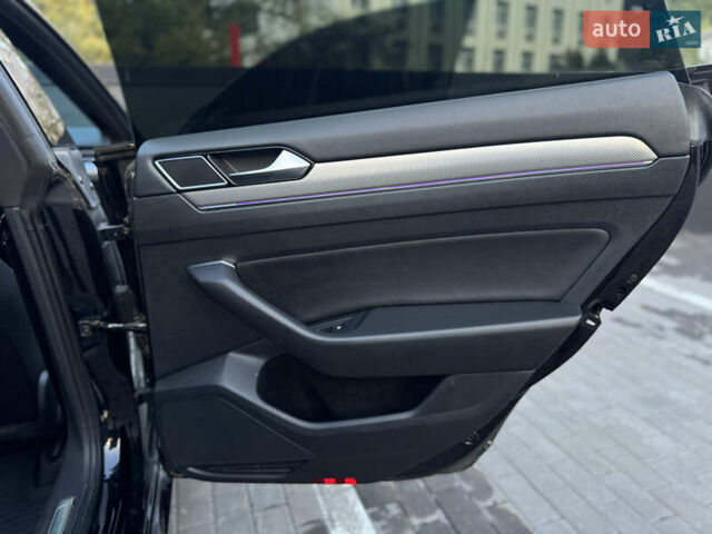 Черный Фольксваген Arteon, объемом двигателя 1.98 л и пробегом 88 тыс. км за 32500 $, фото 56 на Automoto.ua
