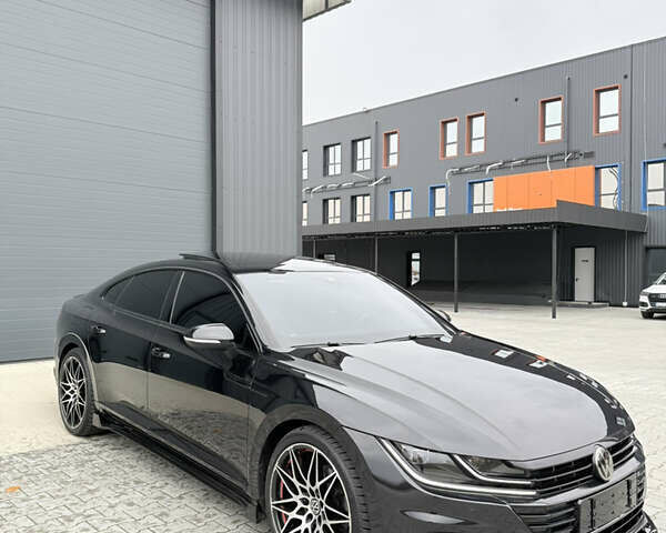 Фольксваген Arteon 2018 у Дубно на Automoto.ua Чорний Фольксваген Arteon, об'ємом двигуна 1.97 л та пробігом 126 тис. км за 29600 $, фото 4 на Automoto.ua