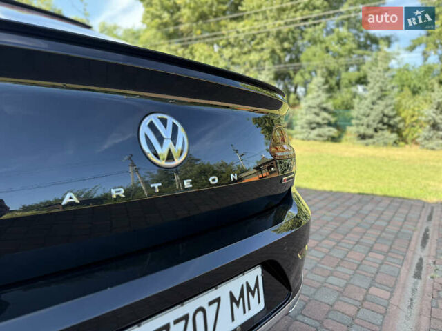 Черный Фольксваген Arteon, объемом двигателя 1.98 л и пробегом 204 тыс. км за 25999 $, фото 26 на Automoto.ua