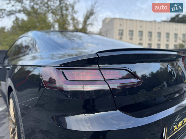 Черный Фольксваген Arteon, объемом двигателя 1.98 л и пробегом 88 тыс. км за 32500 $, фото 22 на Automoto.ua