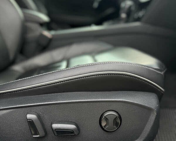 Чорний Фольксваген Arteon, об'ємом двигуна 1.98 л та пробігом 40 тис. км за 21799 $, фото 32 на Automoto.ua
