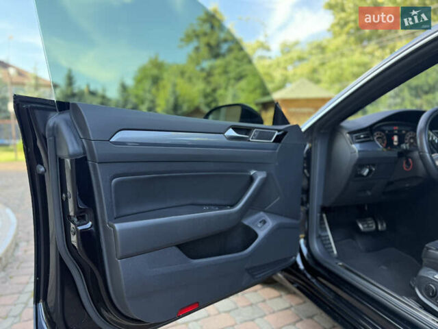 Черный Фольксваген Arteon, объемом двигателя 1.98 л и пробегом 204 тыс. км за 25999 $, фото 28 на Automoto.ua