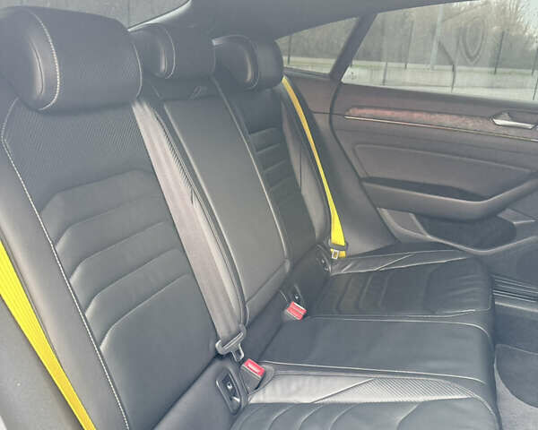 Фольксваген Arteon 2018 у Дубно на Automoto.ua Чорний Фольксваген Arteon, об'ємом двигуна 1.97 л та пробігом 126 тис. км за 29600 $, фото 29 на Automoto.ua