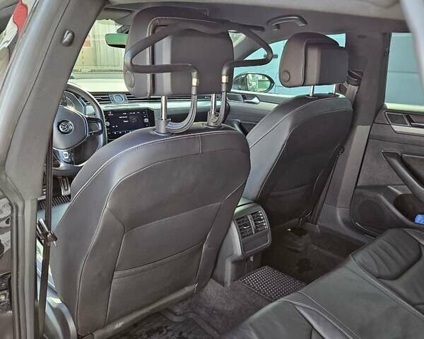 Черный Фольксваген Arteon, объемом двигателя 1.98 л и пробегом 30 тыс. км за 26000 $, фото 22 на Automoto.ua