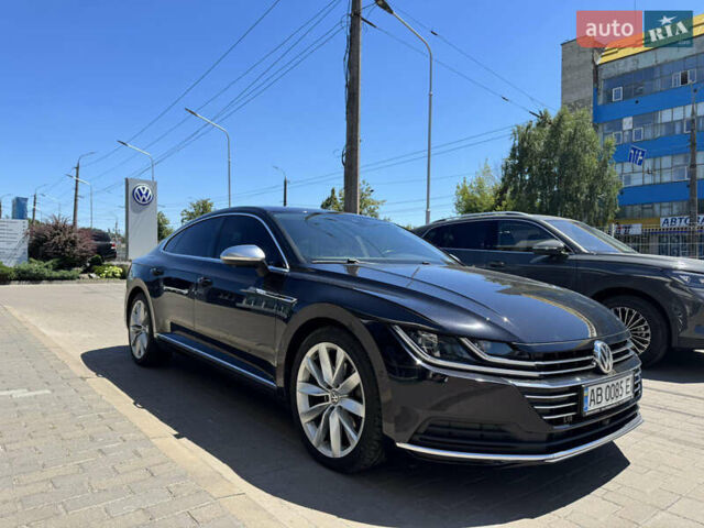 Черный Фольксваген Arteon, объемом двигателя 2 л и пробегом 230 тыс. км за 27499 $, фото 3 на Automoto.ua