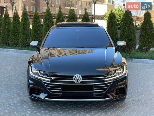 Черный Фольксваген Arteon, объемом двигателя 1.97 л и пробегом 81 тыс. км за 27000 $, фото 2 на Automoto.ua