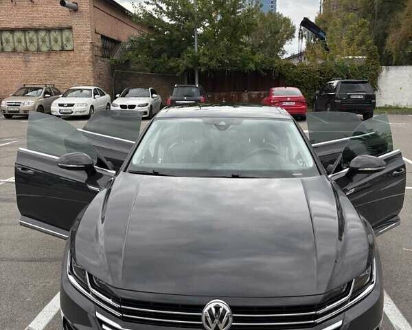 Черный Фольксваген Arteon, объемом двигателя 1.98 л и пробегом 107 тыс. км за 29000 $, фото 2 на Automoto.ua