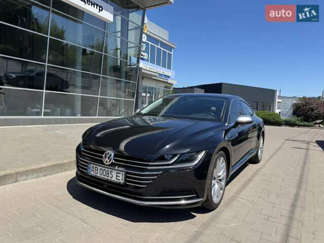 Черный Фольксваген Arteon, объемом двигателя 2 л и пробегом 230 тыс. км за 27499 $, фото 2 на Automoto.ua