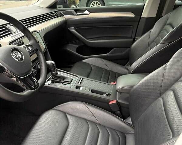 Черный Фольксваген Arteon, объемом двигателя 1.98 л и пробегом 107 тыс. км за 29000 $, фото 26 на Automoto.ua