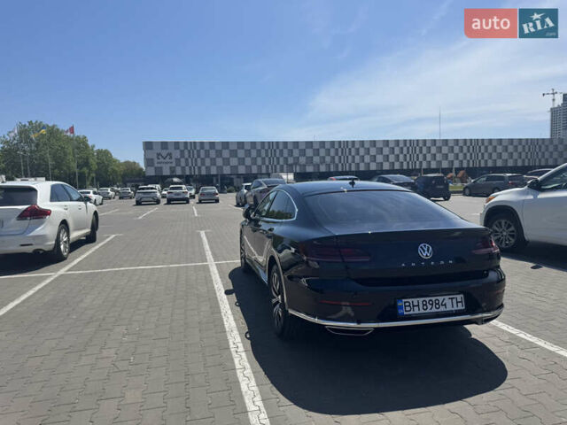 Черный Фольксваген Arteon, объемом двигателя 2 л и пробегом 51 тыс. км за 25700 $, фото 4 на Automoto.ua