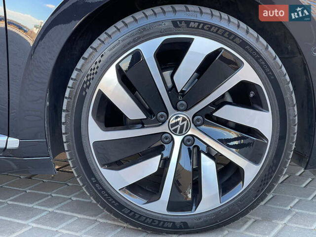Черный Фольксваген Arteon, объемом двигателя 1.97 л и пробегом 81 тыс. км за 27000 $, фото 9 на Automoto.ua
