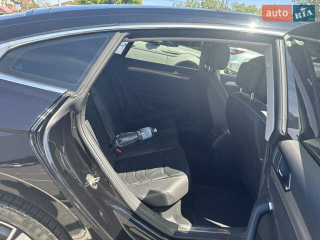 Черный Фольксваген Arteon, объемом двигателя 2 л и пробегом 51 тыс. км за 25700 $, фото 7 на Automoto.ua