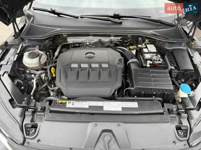 Черный Фольксваген Arteon, объемом двигателя 1.98 л и пробегом 107 тыс. км за 29000 $, фото 21 на Automoto.ua