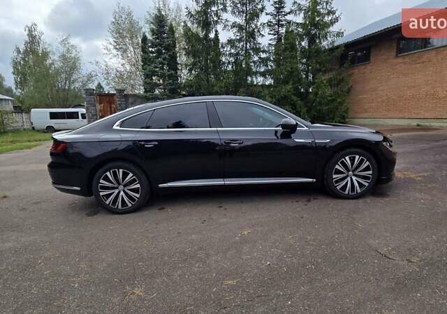 Черный Фольксваген Arteon, объемом двигателя 2 л и пробегом 120 тыс. км за 26900 $, фото 21 на Automoto.ua