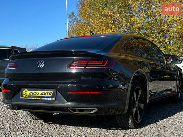 Черный Фольксваген Arteon, объемом двигателя 2 л и пробегом 22 тыс. км за 26800 $, фото 5 на Automoto.ua