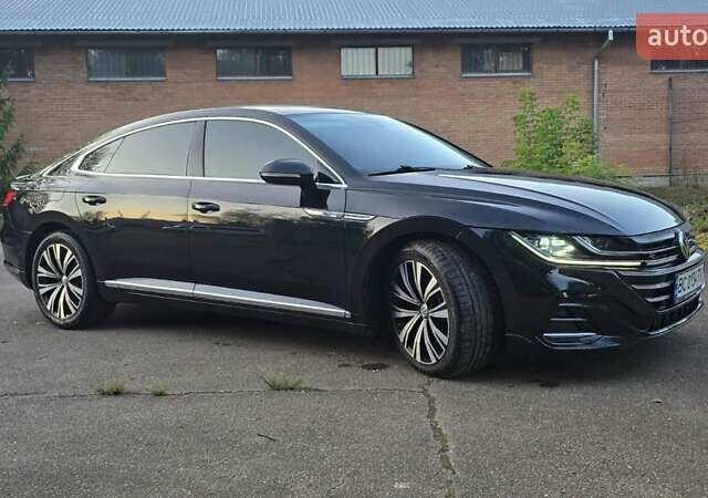 Черный Фольксваген Arteon, объемом двигателя 2 л и пробегом 127 тыс. км за 27999 $, фото 9 на Automoto.ua