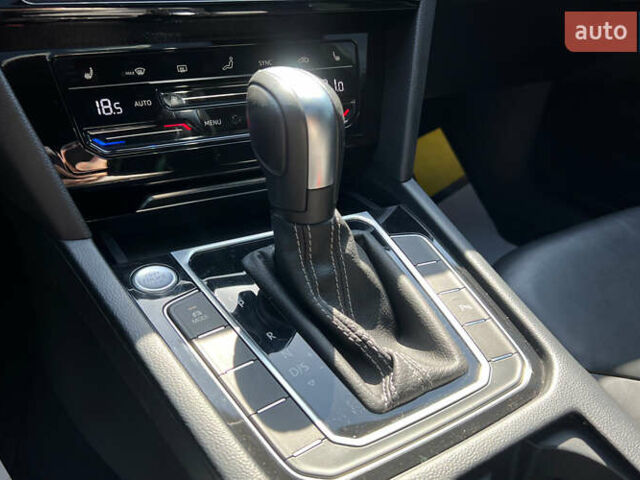 Черный Фольксваген Arteon, объемом двигателя 2 л и пробегом 22 тыс. км за 26800 $, фото 17 на Automoto.ua