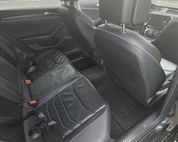 Чорний Фольксваген Arteon, об'ємом двигуна 2 л та пробігом 160 тис. км за 24500 $, фото 17 на Automoto.ua
