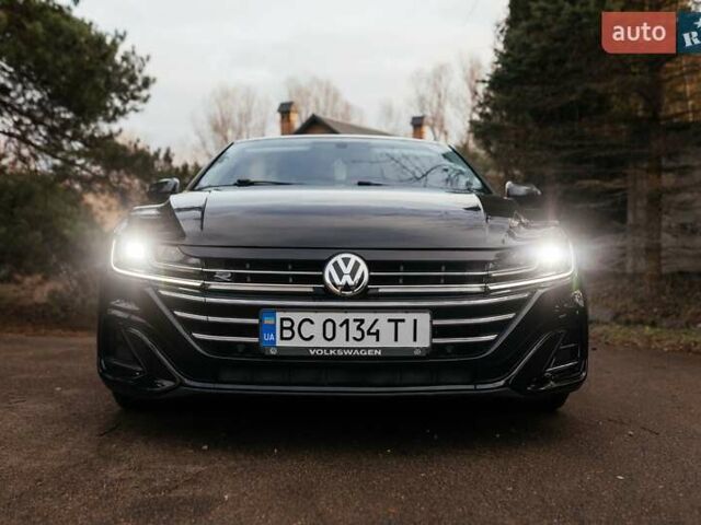 Черный Фольксваген Arteon, объемом двигателя 1.98 л и пробегом 120 тыс. км за 25999 $, фото 1 на Automoto.ua
