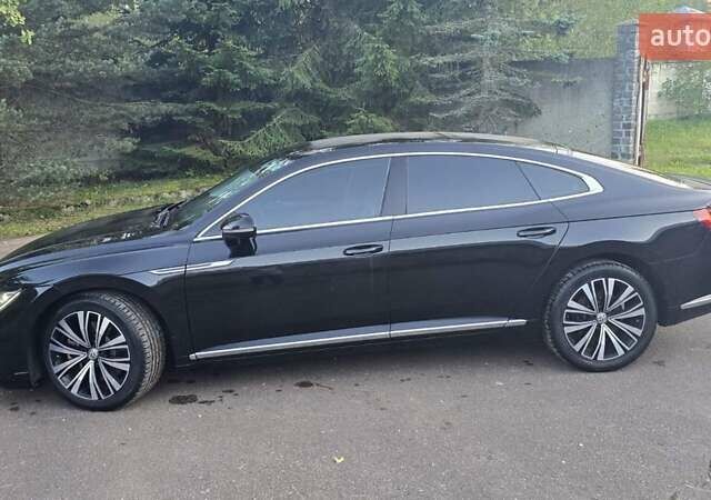 Черный Фольксваген Arteon, объемом двигателя 2 л и пробегом 120 тыс. км за 26900 $, фото 71 на Automoto.ua