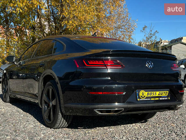 Черный Фольксваген Arteon, объемом двигателя 2 л и пробегом 22 тыс. км за 26800 $, фото 3 на Automoto.ua