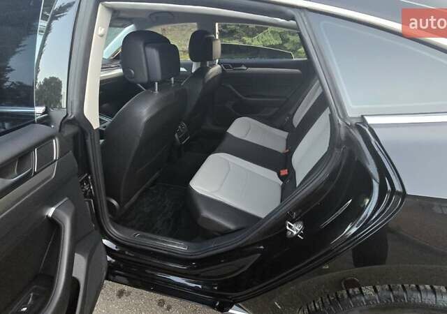Черный Фольксваген Arteon, объемом двигателя 2 л и пробегом 127 тыс. км за 27999 $, фото 34 на Automoto.ua