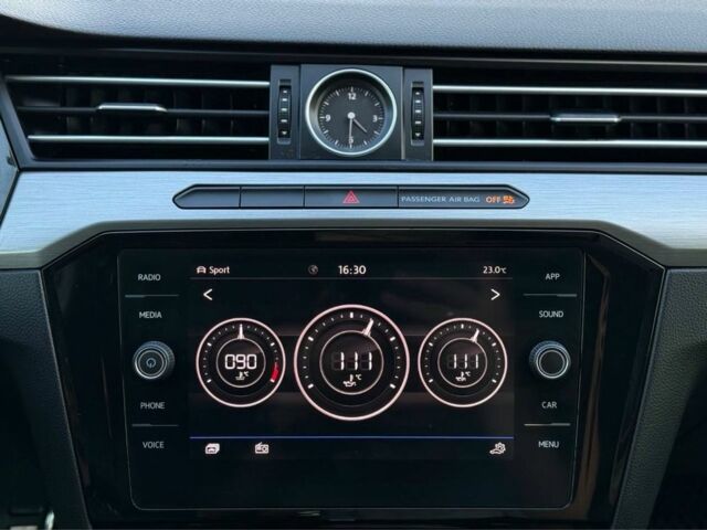 Черный Фольксваген Arteon, объемом двигателя 2 л и пробегом 113 тыс. км за 23650 $, фото 13 на Automoto.ua