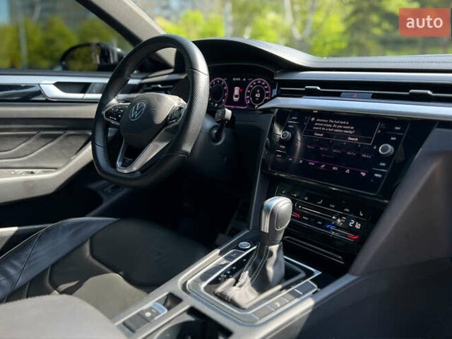 Черный Фольксваген Arteon, объемом двигателя 2 л и пробегом 22 тыс. км за 26800 $, фото 11 на Automoto.ua