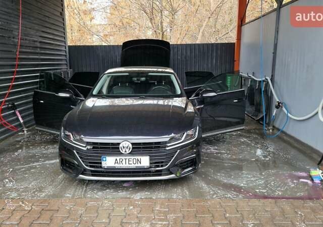 Черный Фольксваген Arteon, объемом двигателя 1.98 л и пробегом 109 тыс. км за 25000 $, фото 23 на Automoto.ua
