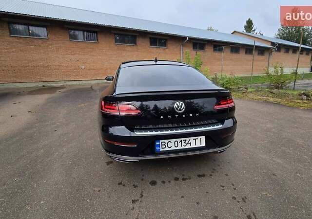 Черный Фольксваген Arteon, объемом двигателя 2 л и пробегом 120 тыс. км за 26900 $, фото 26 на Automoto.ua