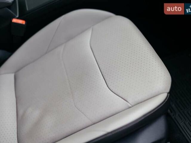 Черный Фольксваген Arteon, объемом двигателя 1.98 л и пробегом 120 тыс. км за 25999 $, фото 7 на Automoto.ua