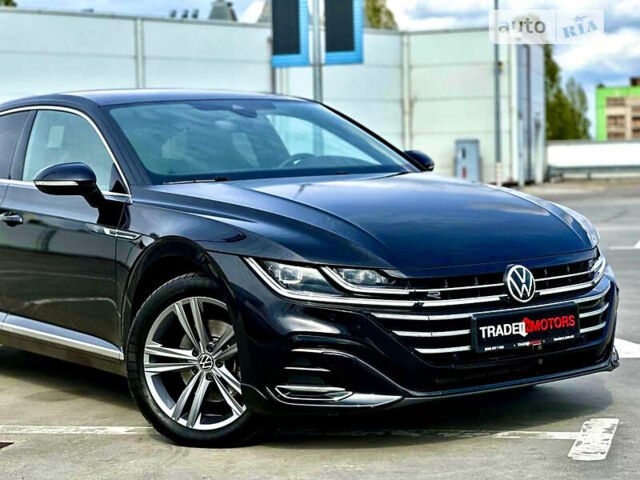 Черный Фольксваген Arteon, объемом двигателя 1.97 л и пробегом 16 тыс. км за 43000 $, фото 9 на Automoto.ua