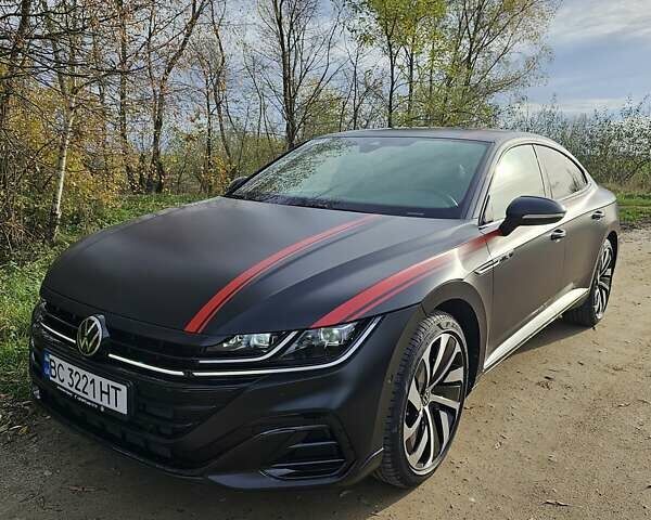 Черный Фольксваген Arteon, объемом двигателя 2 л и пробегом 18 тыс. км за 43499 $, фото 2 на Automoto.ua