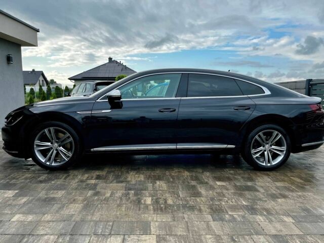 Красный Фольксваген Arteon, объемом двигателя 2 л и пробегом 79 тыс. км за 7000 $, фото 3 на Automoto.ua