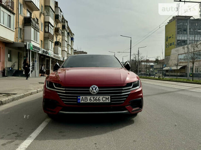 Красный Фольксваген Arteon, объемом двигателя 1.98 л и пробегом 63 тыс. км за 21900 $, фото 1 на Automoto.ua