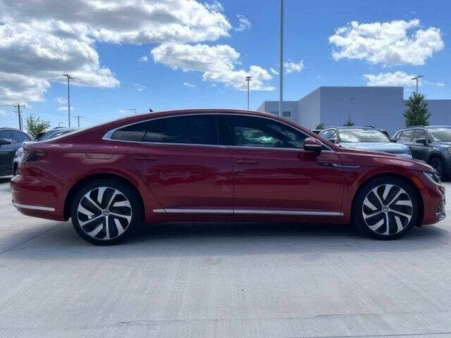 Красный Фольксваген Arteon, объемом двигателя 2 л и пробегом 29 тыс. км за 21500 $, фото 5 на Automoto.ua