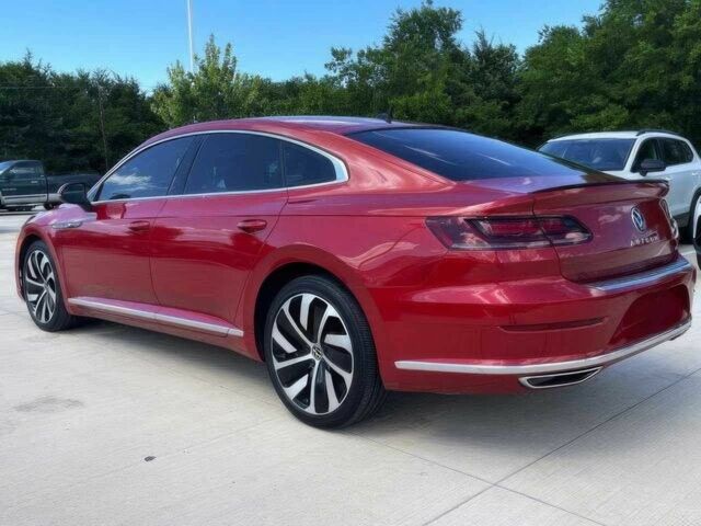 Красный Фольксваген Arteon, объемом двигателя 2 л и пробегом 29 тыс. км за 21500 $, фото 3 на Automoto.ua