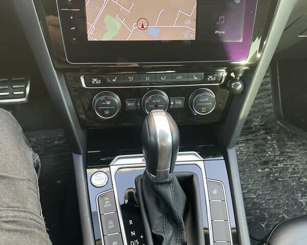 Фольксваген Arteon, об'ємом двигуна 1.98 л та пробігом 141 тис. км за 25500 $, фото 9 на Automoto.ua
