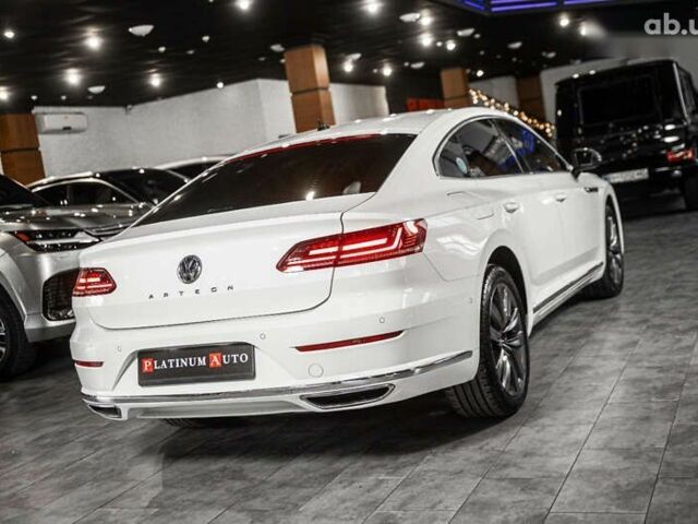 Фольксваген Arteon, объемом двигателя 2 л и пробегом 63 тыс. км за 29900 $, фото 3 на Automoto.ua