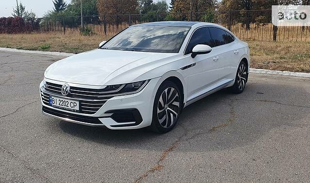 Фольксваген Arteon, об'ємом двигуна 1.98 л та пробігом 150 тис. км за 31500 $, фото 1 на Automoto.ua